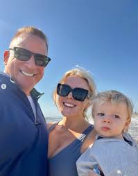 karoline leavitt husband